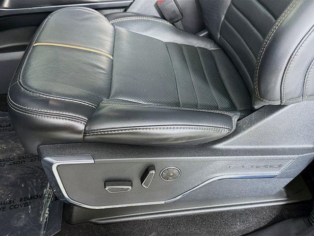 Photo of 2022 Black Metallic Ford F-150
