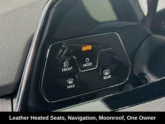 Photo of 2024 Deep Black Pearl Effect Volkswagen Golf GTI