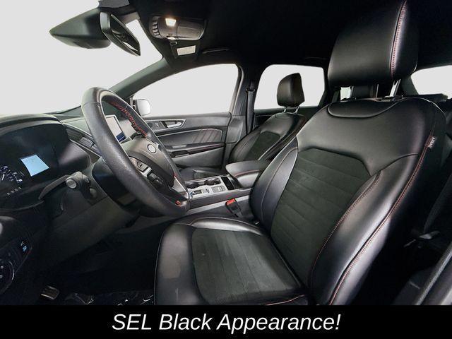 Photo of 2023 Black Ford Edge