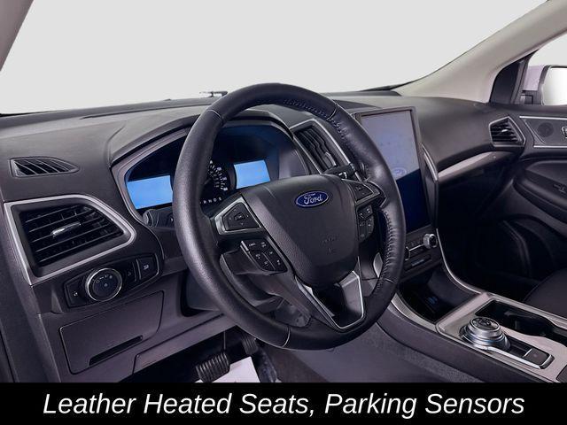 Photo of 2024 Oxford White Ford Edge
