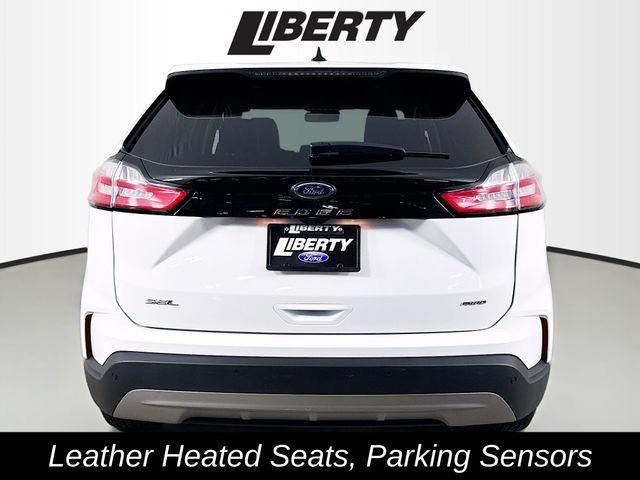 Photo of 2024 Oxford White Ford Edge