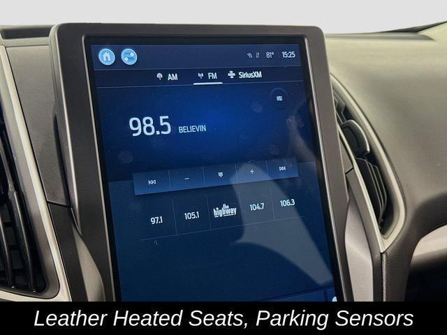 Photo of 2024 Oxford White Ford Edge