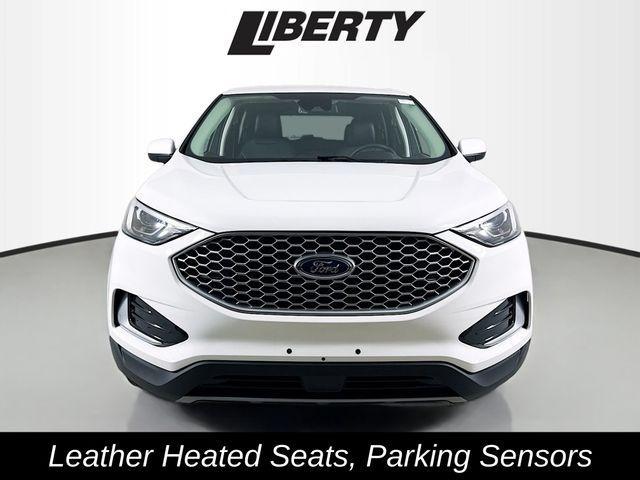 Photo of 2024 Oxford White Ford Edge