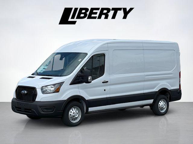 Photo of 2025 Oxford White Ford Transit-250