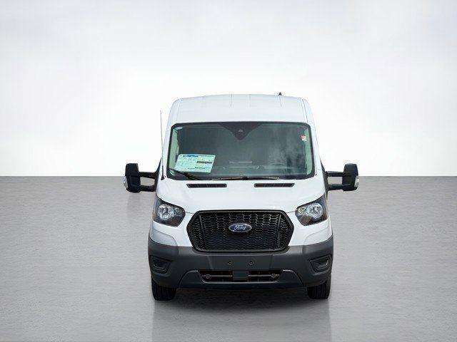 Photo of 2025 Oxford White Ford Transit-250