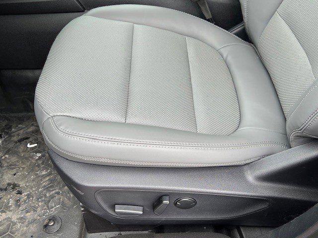 Photo of 2025 Oxford White Ford Bronco Sport