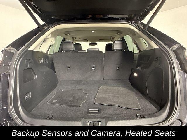 Photo of 2024 Black Metallic Ford Edge