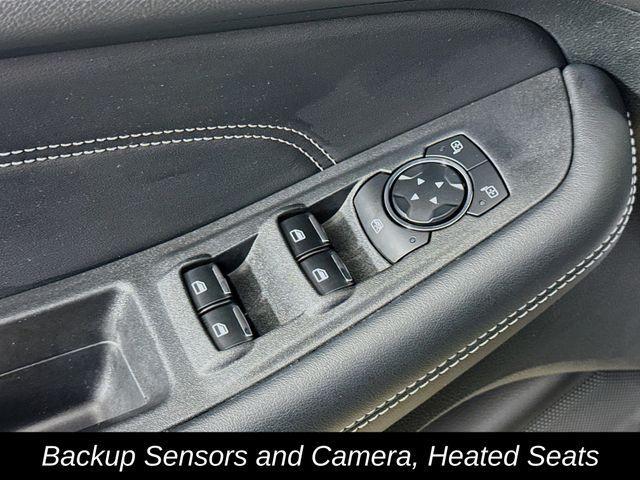 Photo of 2024 Black Metallic Ford Edge