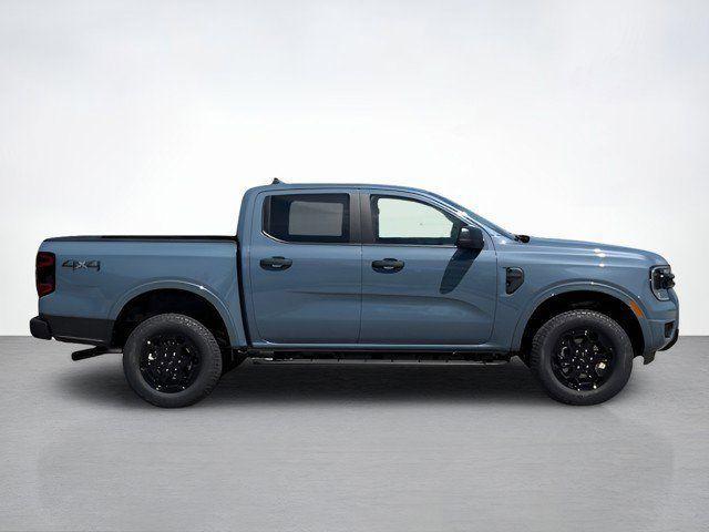 Photo of 2025 Azure Gray Metallic Ford Ranger