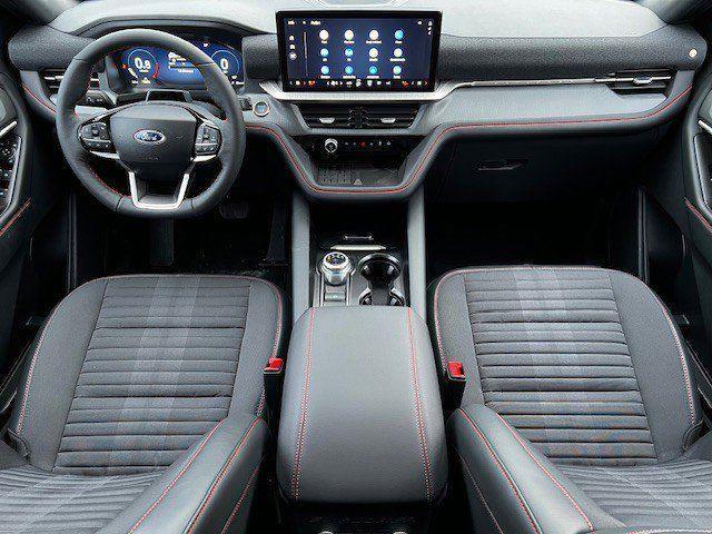 Photo of 2025 Gray Metallic Ford Explorer