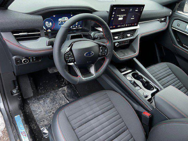 Photo of 2025 Gray Metallic Ford Explorer