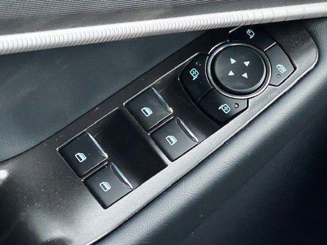 Photo of 2025 Gray Metallic Ford Explorer