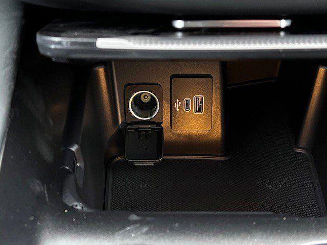 Photo of 2025 Gray Metallic Ford Explorer