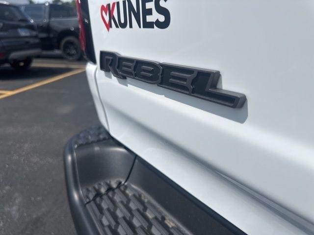 Photo of 2026 Bright White Clearcoat RAM 1500