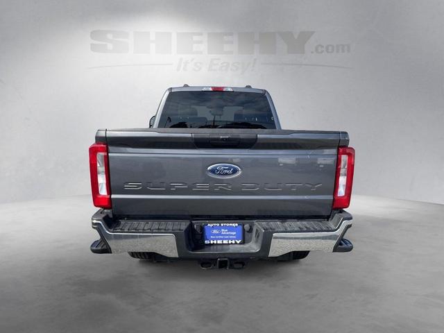 Photo of 2024 Carbonized Gray Metallic Ford F-250