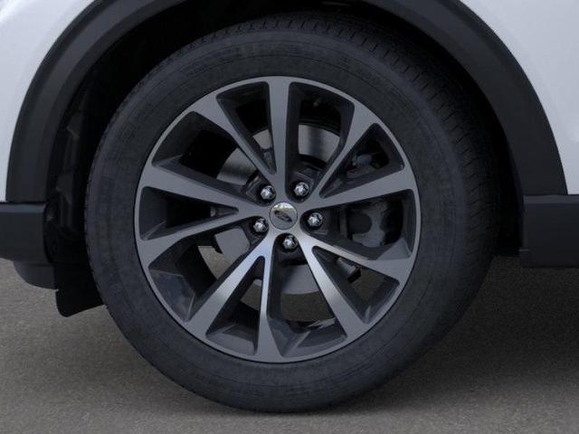 Photo of 2025 White Ford Explorer