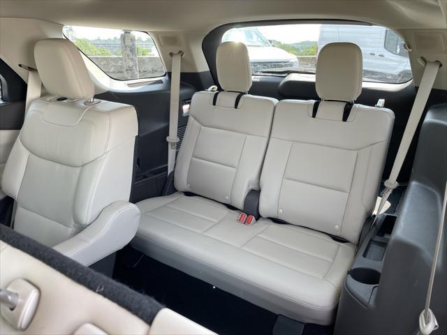 Photo of 2020 Black Metallic Ford Explorer