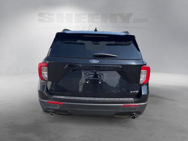 Photo of 2023 Agate Black Metallic Ford Explorer