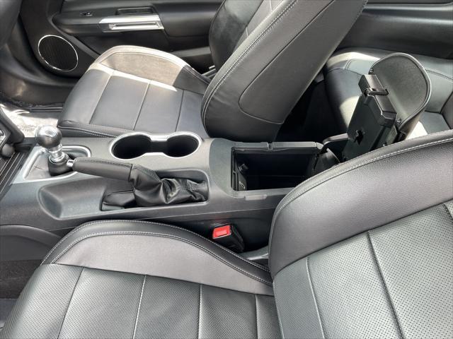 Photo of 2022 Atlas Blue Metallic Ford Mustang