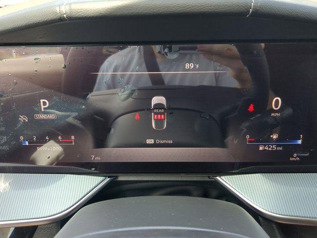 Photo of 2025 Everest White Pearl Tricoat/Super Black Nissan Murano
