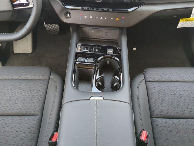 Photo of 2025 Everest White Pearl Tricoat/Super Black Nissan Murano