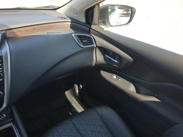 Photo of 2024 Pearl White Tricoat Nissan Murano