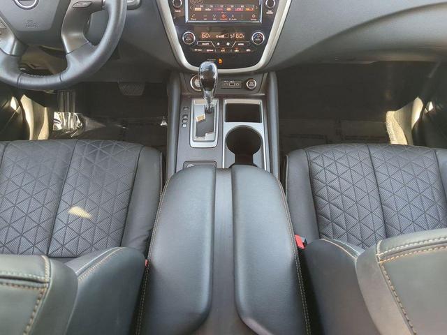 Photo of 2024 Pearl White Tricoat Nissan Murano