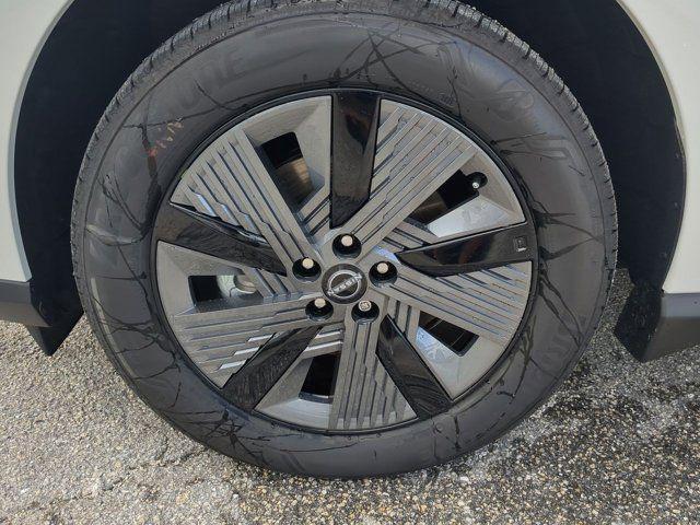 Photo of 2025 Everest White Pearl Tricoat Nissan Murano