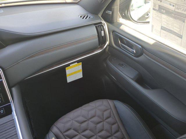 Photo of 2025 Super Black Nissan Armada