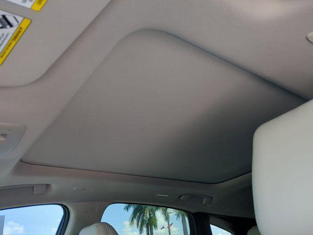 Photo of 2025 Everest White Pearl Tricoat Nissan Murano