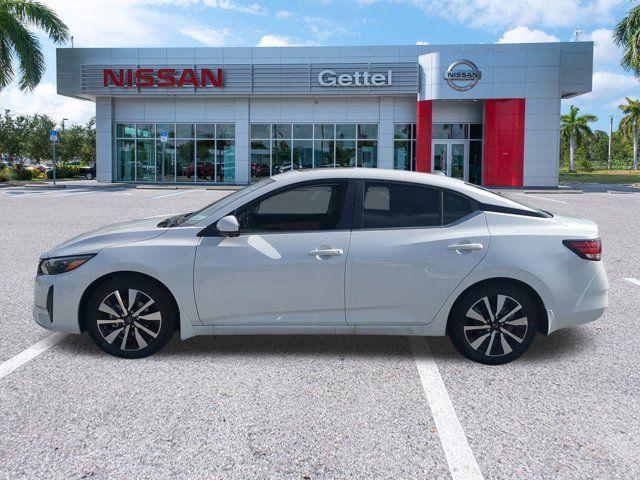 Photo of 2025 Aspen White Tricoat Nissan Sentra