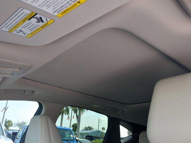 Photo of 2025 Everest White Pearl Tricoat Nissan Murano