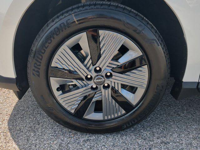 Photo of 2025 Everest White Pearl Tricoat Nissan Murano