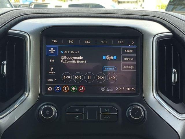 Photo of 2020 Black Chevrolet Silverado 1500