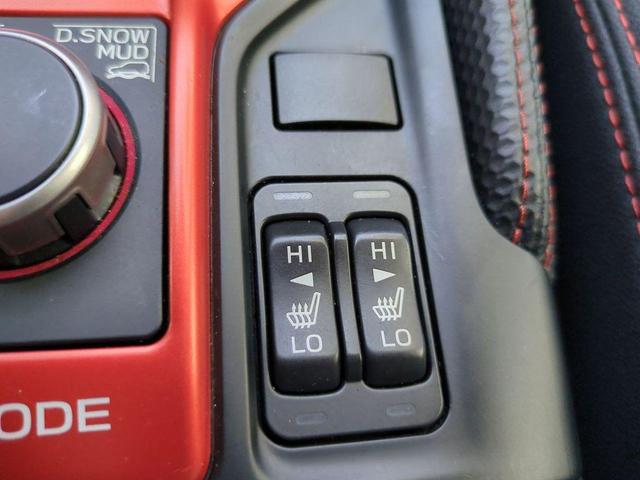 Photo of 2020 Ice Silver Metallic Subaru Forester
