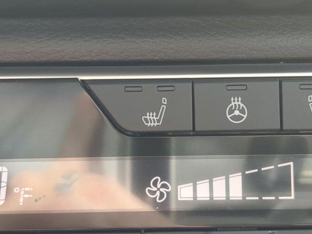 Photo of 2025 Super Black Nissan Sentra