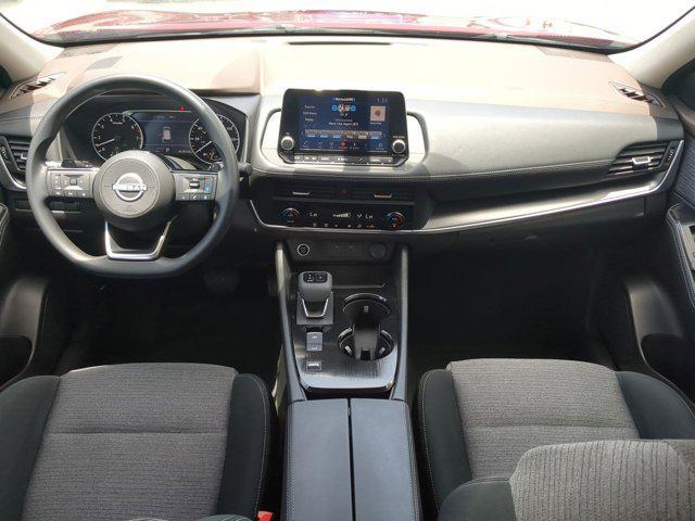 Photo of 2023 Scarlet Ember Tintcoat Nissan Rogue