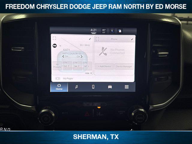 Photo of 2025 Bright White Clearcoat RAM 1500