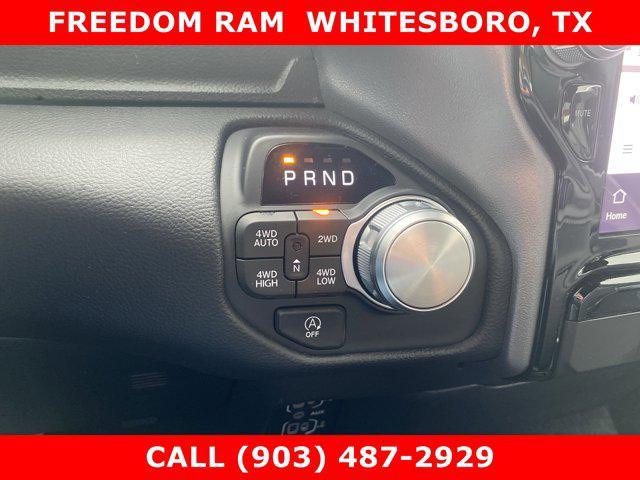 Photo of 2025 Diamond Black Crystal Pearlcoat RAM 1500