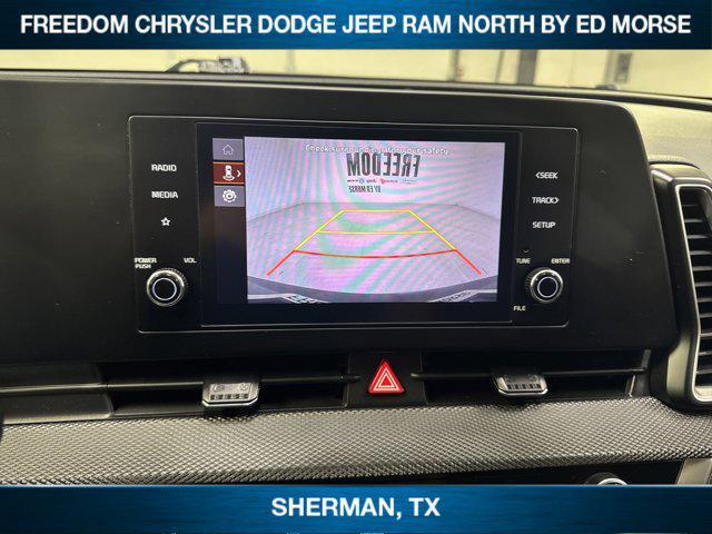 Photo of 2024 Steel Gray Kia Sportage