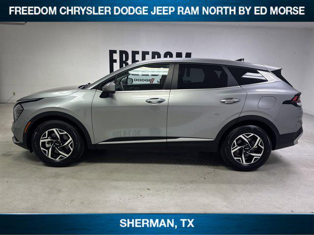 Photo of 2024 Steel Gray Kia Sportage