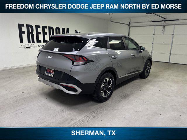 Photo of 2024 Steel Gray Kia Sportage