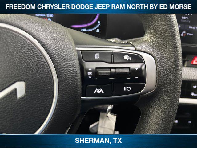 Photo of 2024 Steel Gray Kia Sportage