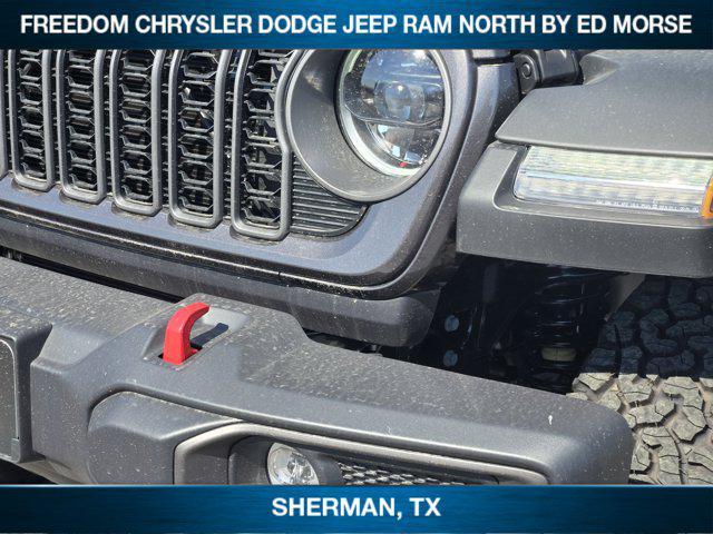 Photo of 2025 Granite Crystal Metallic Clearcoat Jeep Wrangler