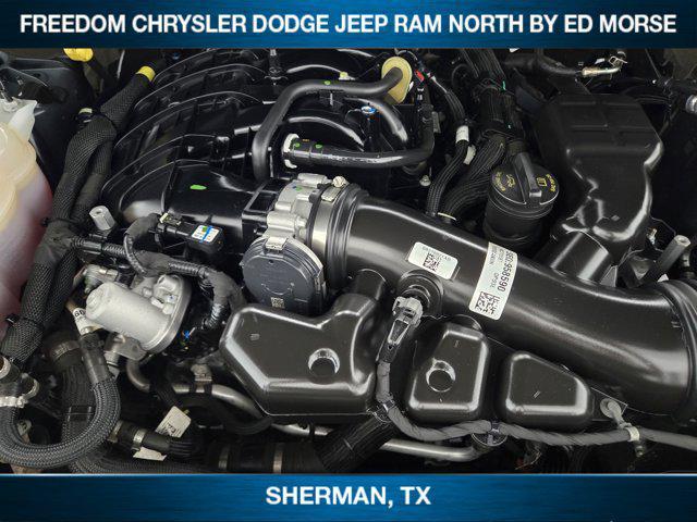 Photo of 2024 Diamond Black Crystal Pearlcoat Jeep Grand Cherokee