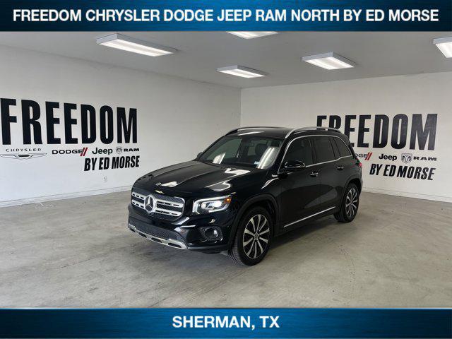 Photo of 2021 Black Mercedes-Benz GLB 250