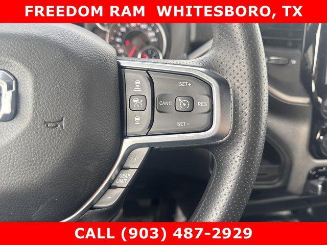 Photo of 2025 Diamond Black Crystal Pearlcoat RAM 2500