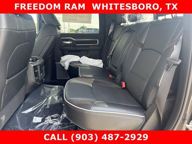 Photo of 2025 Granite Crystal Metallic Clearcoat RAM 2500