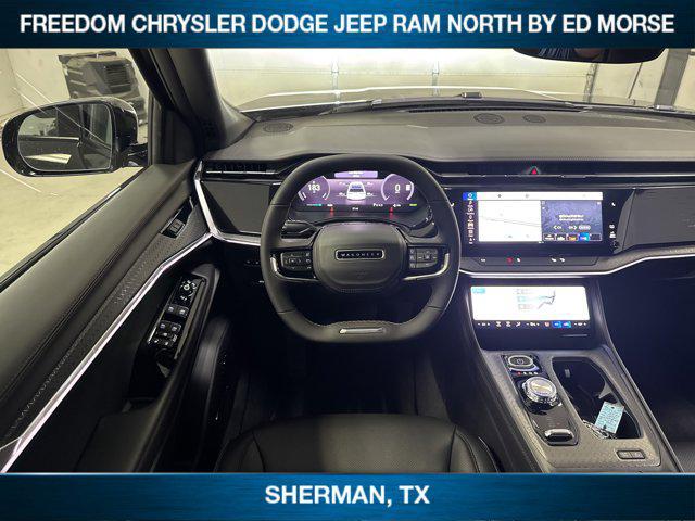 Photo of 2025 Diamond Black Crystal Pearlcoat Jeep Wagoneer S