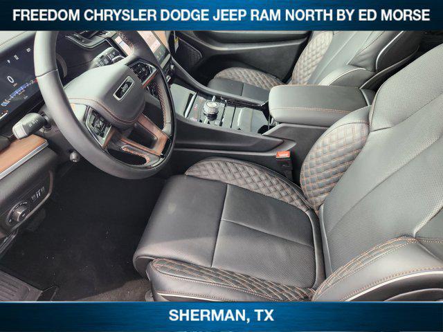 Photo of 2025 Velvet Red Pearlcoat Jeep Grand Cherokee L